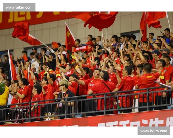 国际足球比赛日：全球球迷齐聚赛场见证顶级对决与激情碰撞